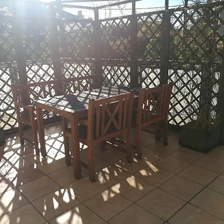 Latarnik Apartment *