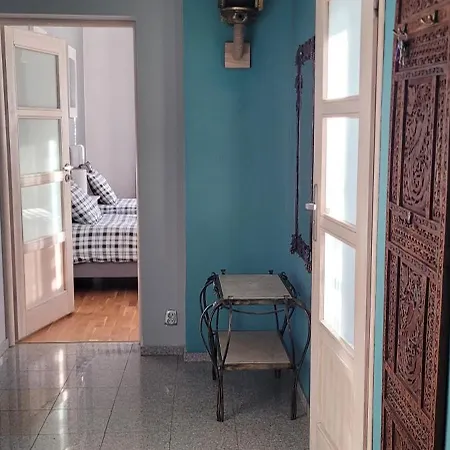 Latarnik Apartment *