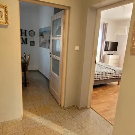 Aquarius - Latarnik *