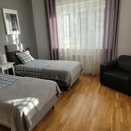 Aquarius - Latarnik Apartment