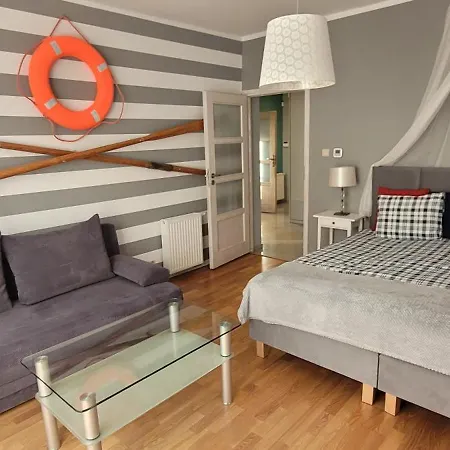 Aquarius - Latarnik *